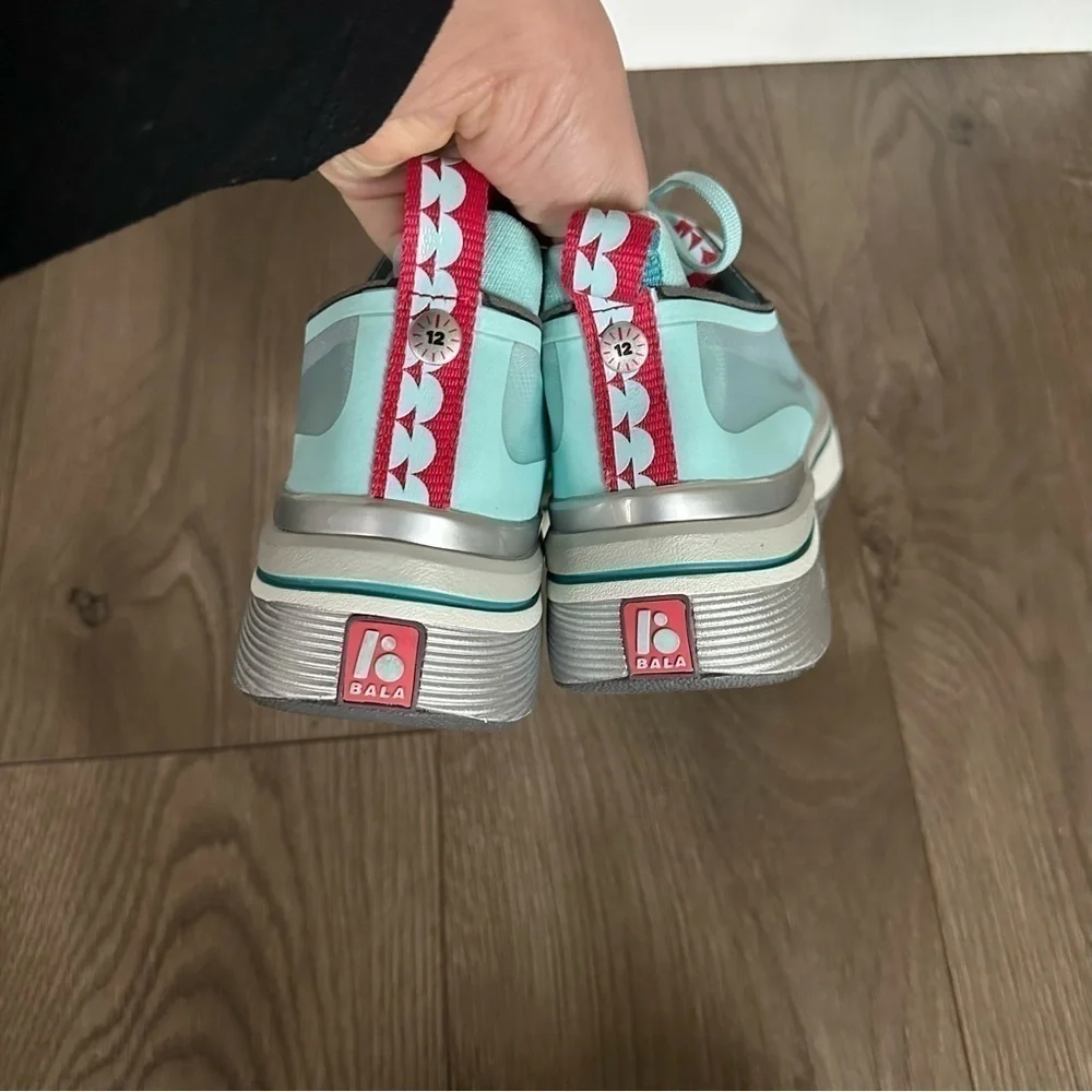 BALA Twelves Performance Nursing Sneakers Lace Up Daybreak Blue Size 10 Women’s